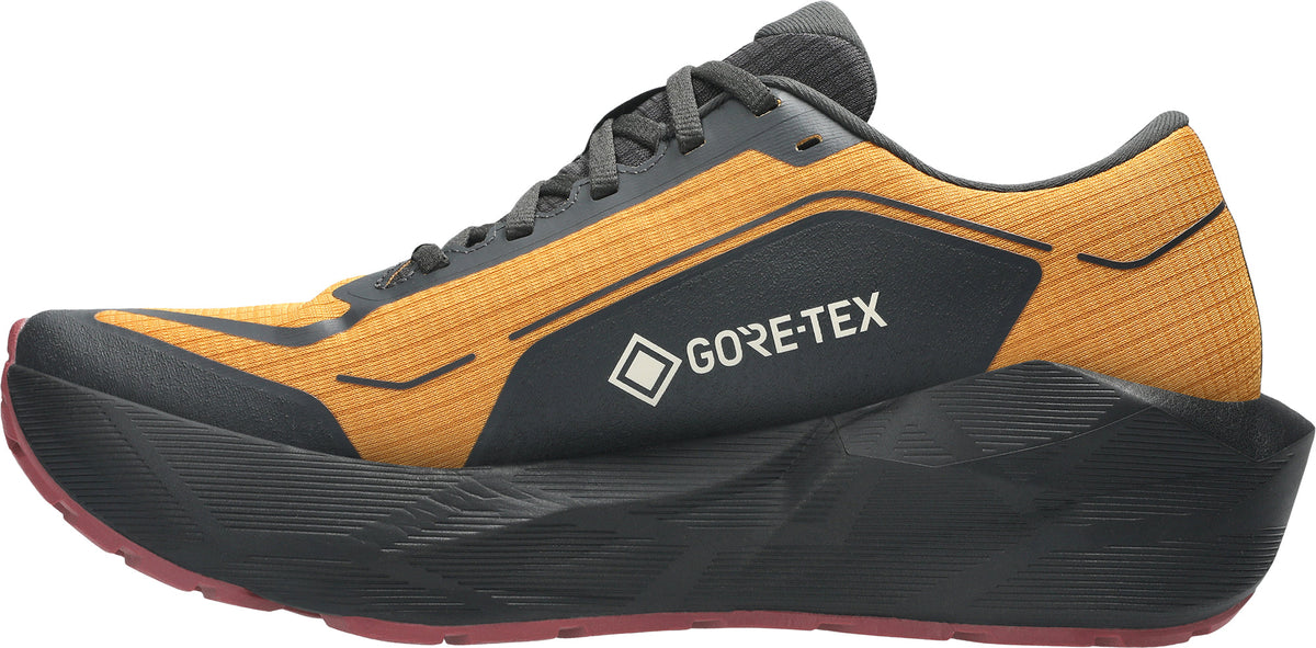 Asics NovaBlast 6 GORE-TEX Men's Running Shoes - Orange | Running & Training