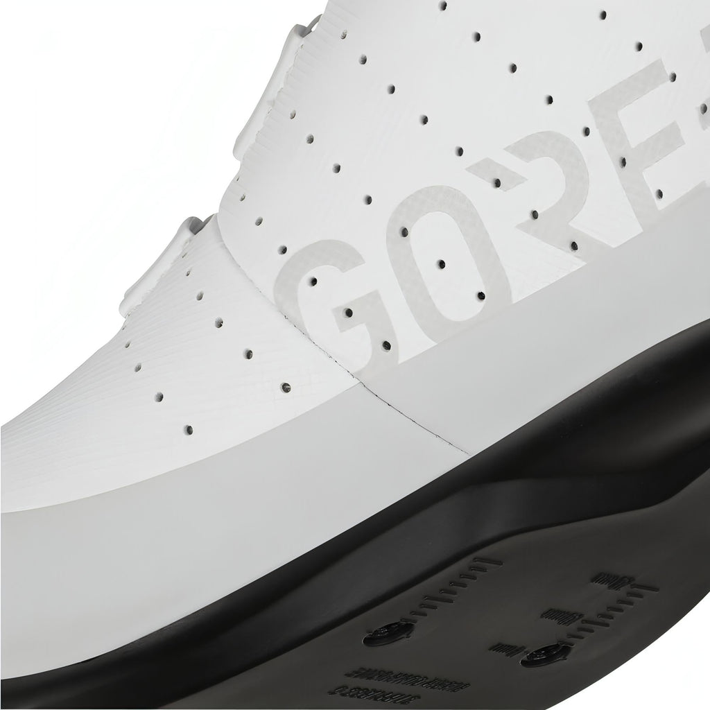 Fizik Tempo Artica R5 GORE-TEX Winter Road Cycling Boots - White | Cycling Performance