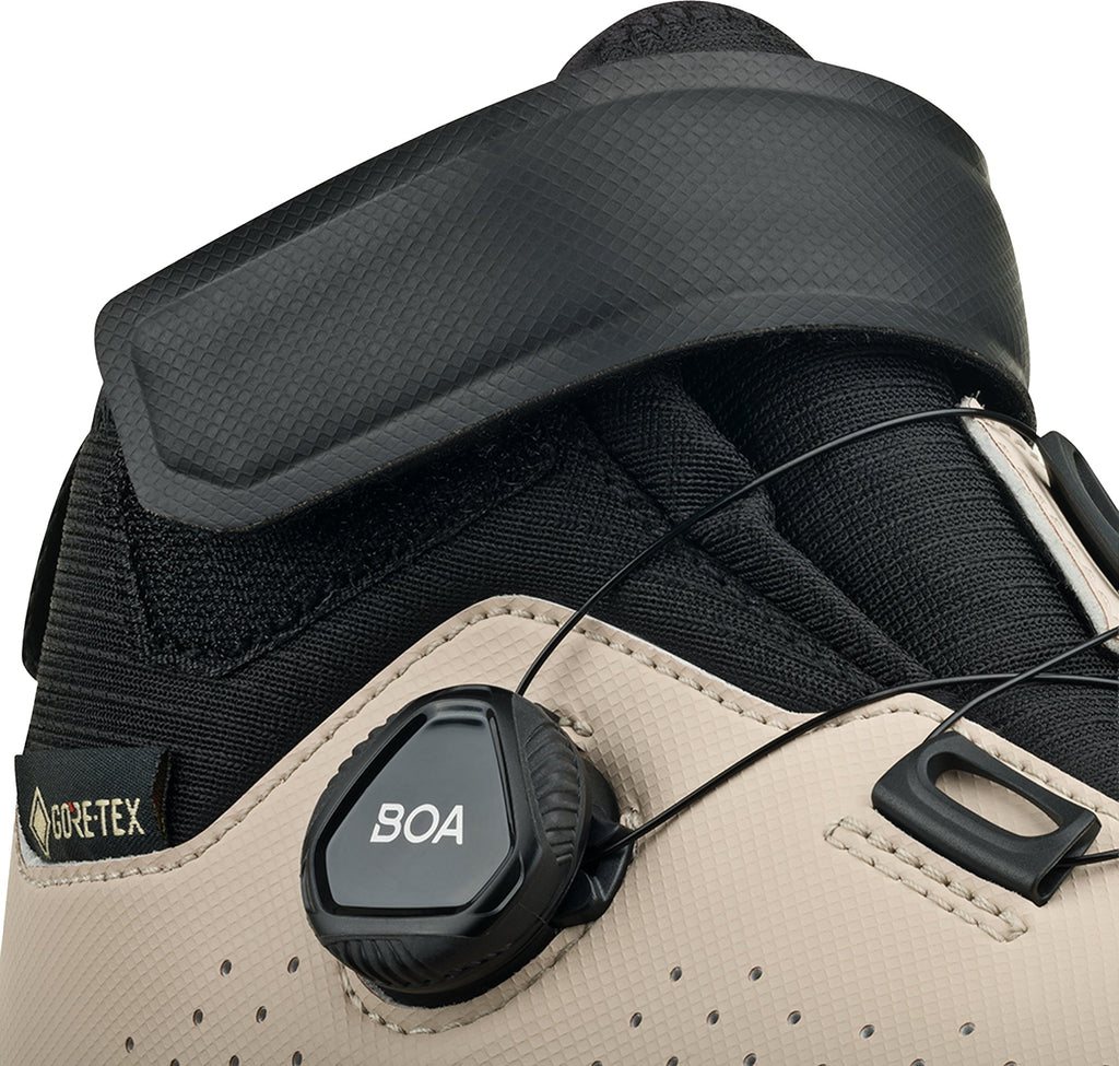 Fizik Terra Artica X5 GORE-TEX Winter Off Road Cycling Boots - Sand | Cycling Performance
