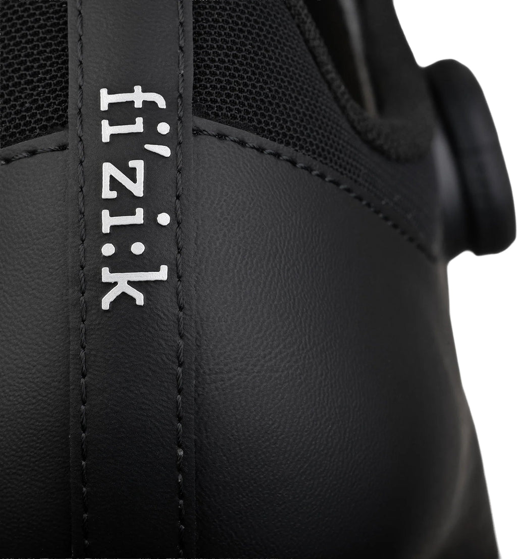 Fizik Vento Omna Wide Fit Road Cycling Shoes - Black | Cycling Performance