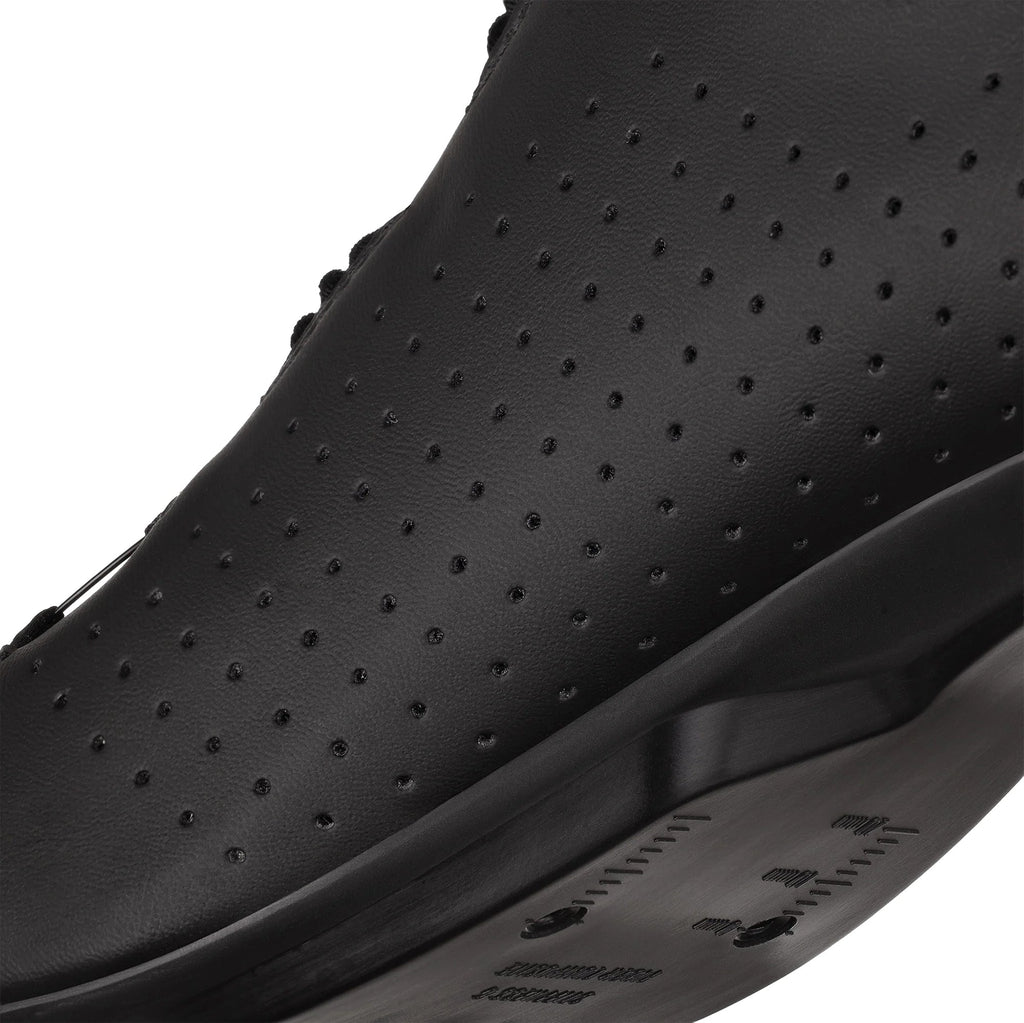Fizik Vento Omna Road Cycling Shoes - Black | Cycling Performance