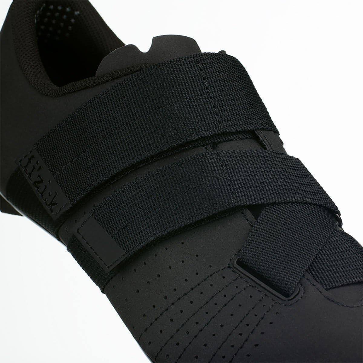 Fizik R5 Tempo PowerStrap Men's Road Cycling Shoes - Black | Cycling Performance