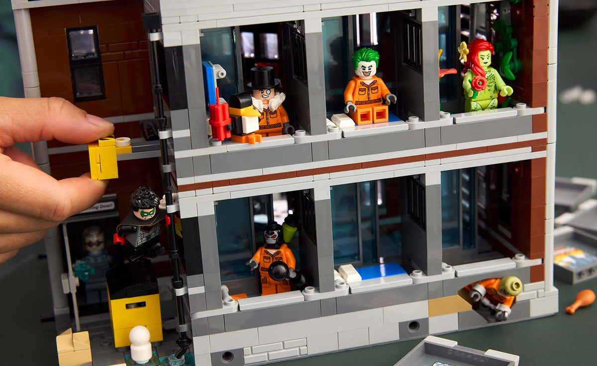 LEGO DC Arkham Asylum | 76300