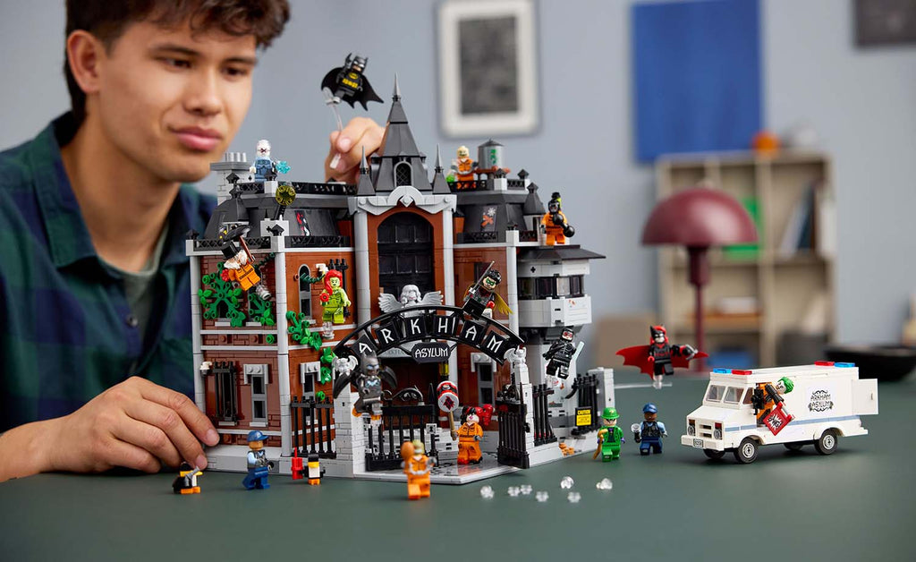LEGO DC Arkham Asylum | 76300