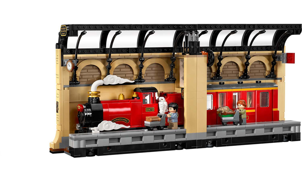 LEGO Harry Potter Book Nook: Hogwarts Express | 76450