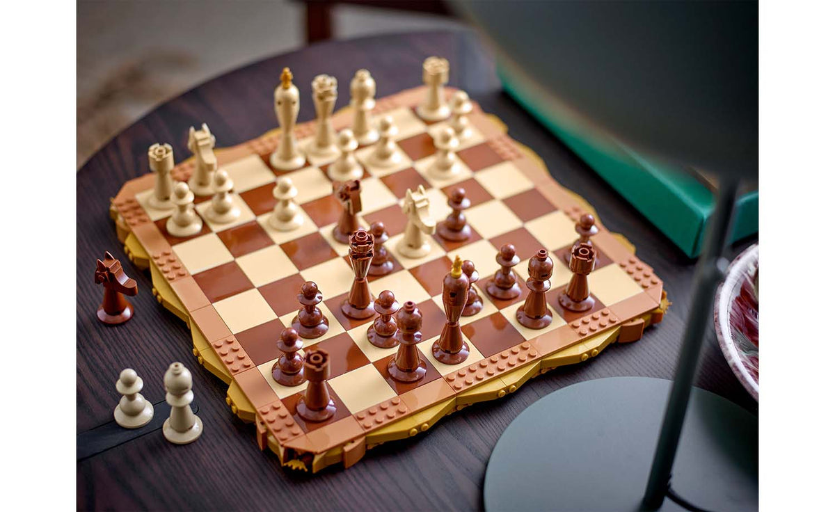 LEGO Iconic Traditional Chess Set | 40719