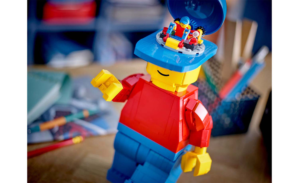 LEGO Iconic Up-Scaled Minifigure | 40649