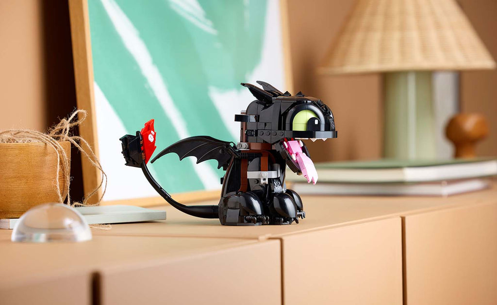 LEGO Icons How to Train Your Dragon: Toothless | 10375