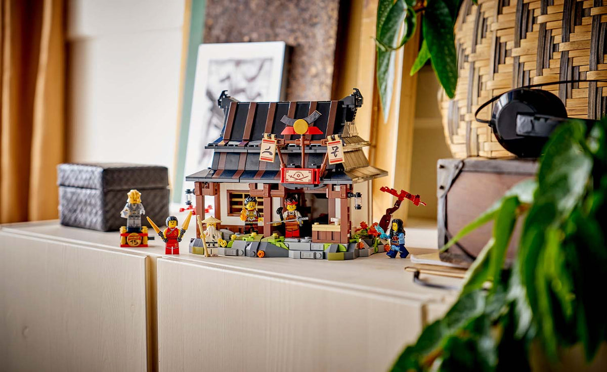 LEGO NINJAGO Four Weapons Blacksmith 15th Anniversary | 71858