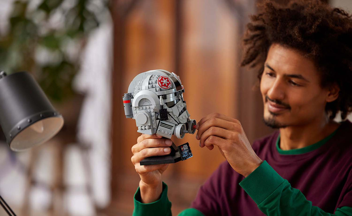 LEGO Star Wars AT-AT Driver Helmet | 75429