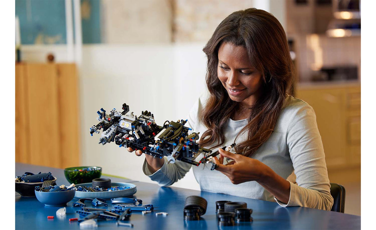 LEGO Technic 2022 Ford GT | 42154