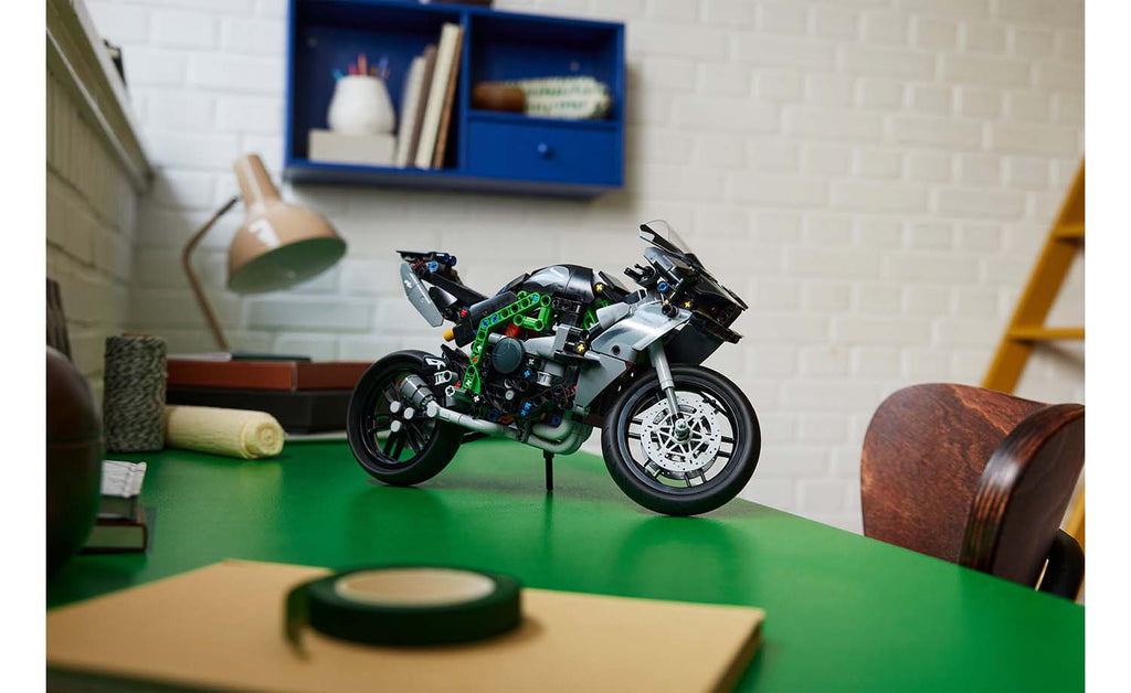 LEGO Technic Kawasaki Ninja H2R Motorcycle | 42170