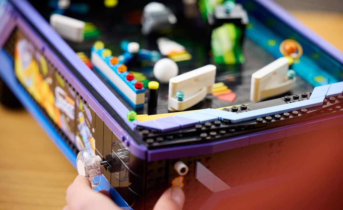 LEGO Icons Arcade Pinball Machine | 11374